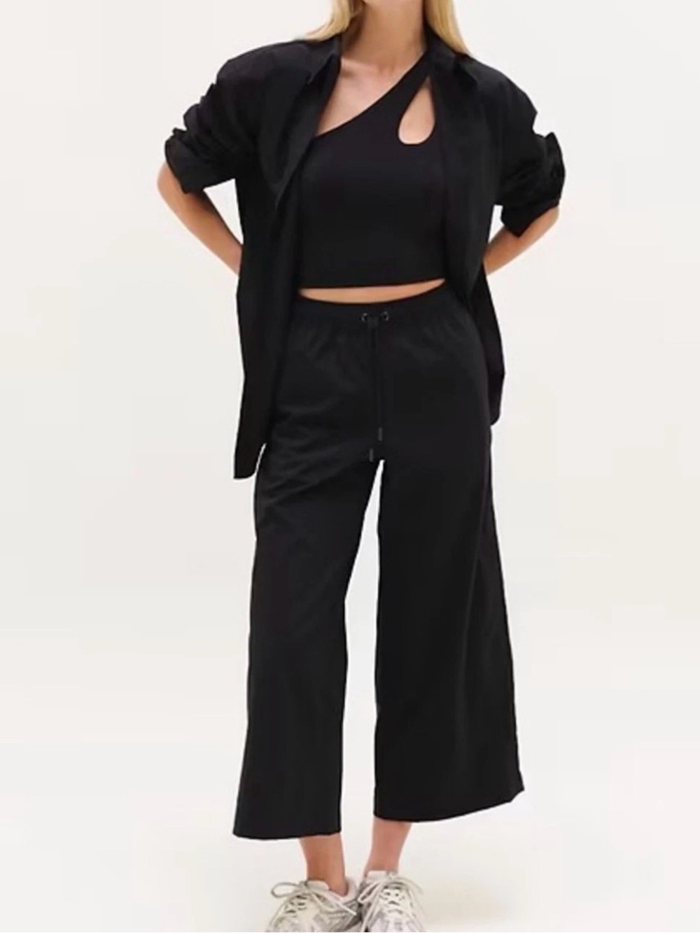 Athleta Midday Mid Rise Crop Pant Black Size Medium